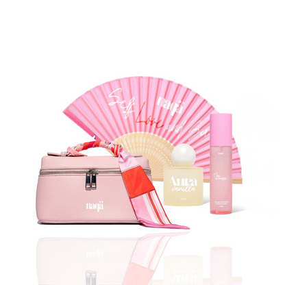 Coffret La Dolce Vita naqä : Bloomy Bag, éventail rose, parfum Aura Vanilla, brume The Bloomist et foulard