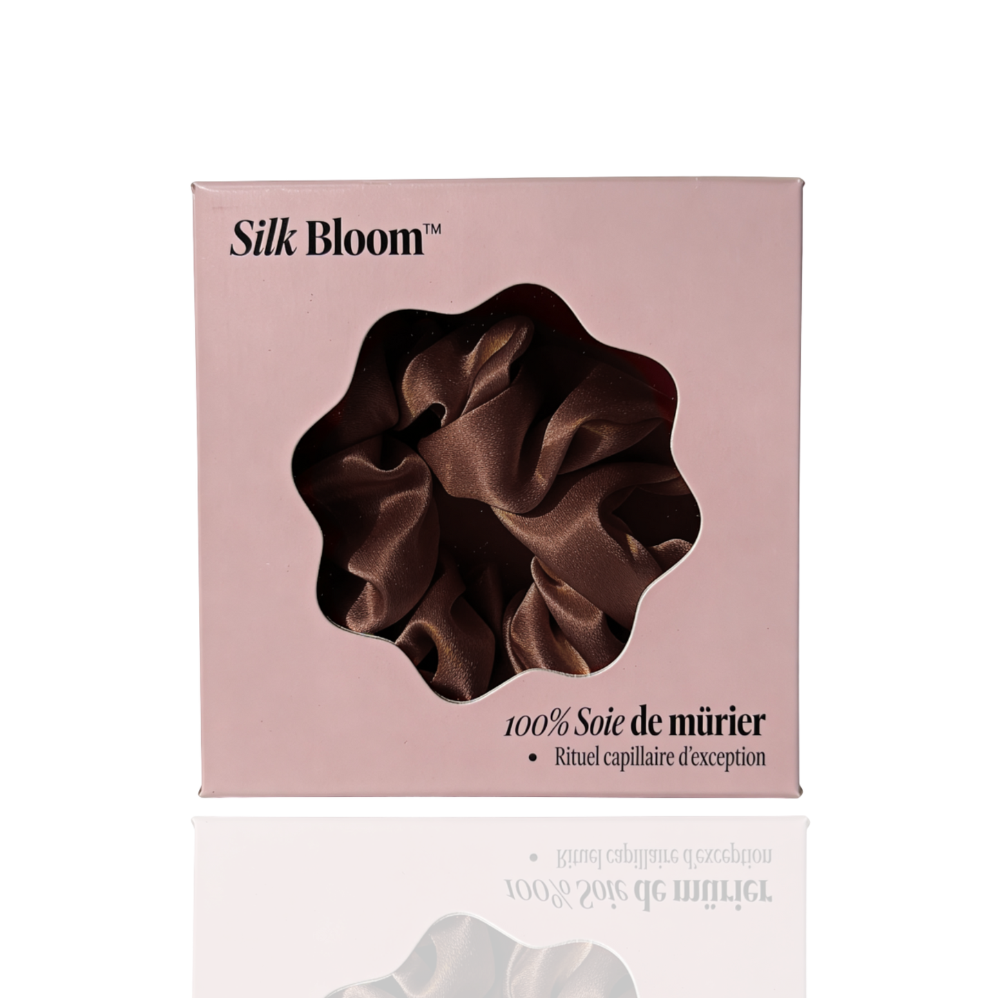 Chouchou Silk Bloom en soie de mûrier chocolat dans son coffret naqä
