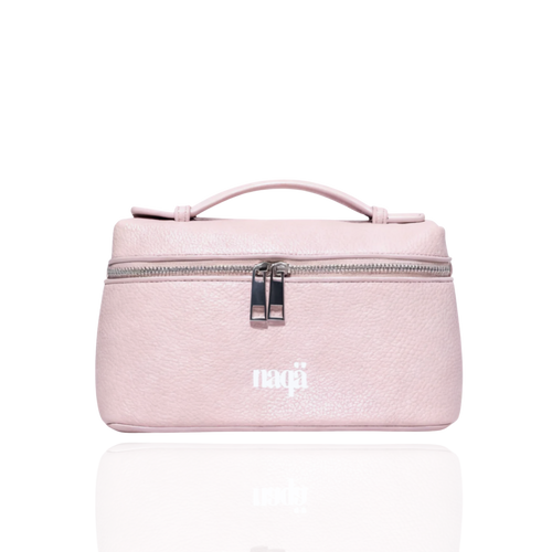 Pochette Bloomy Bag rose pâle en cuir grainé avec zip argenté et poignée, logo naqä